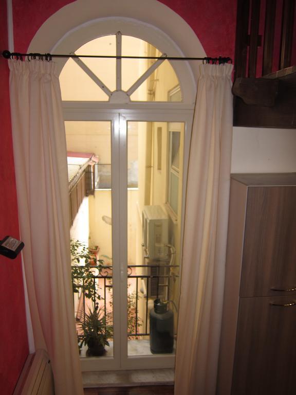Appartement Trilocale Al Politeama - Zyz à Palerme Extérieur photo
